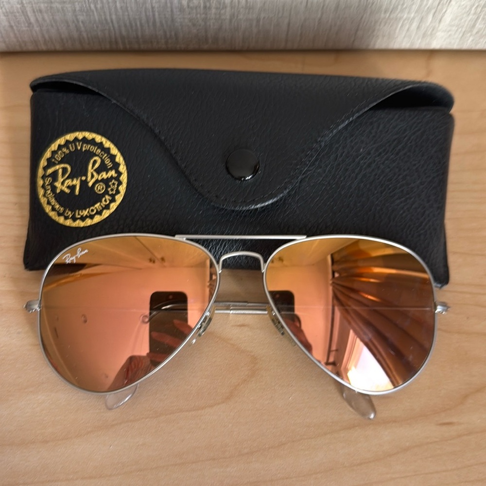 Authentic Ray-Ban classic aviator sunglasses